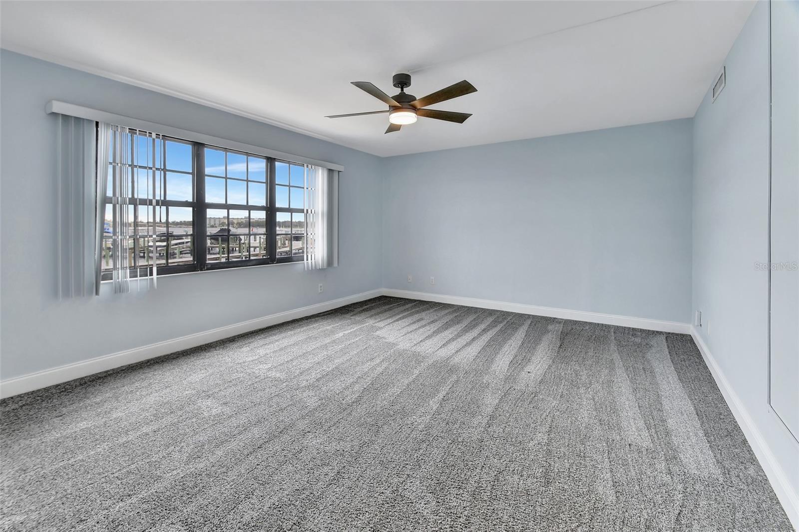 MARINA POINT PH 01 CONDO - Residential