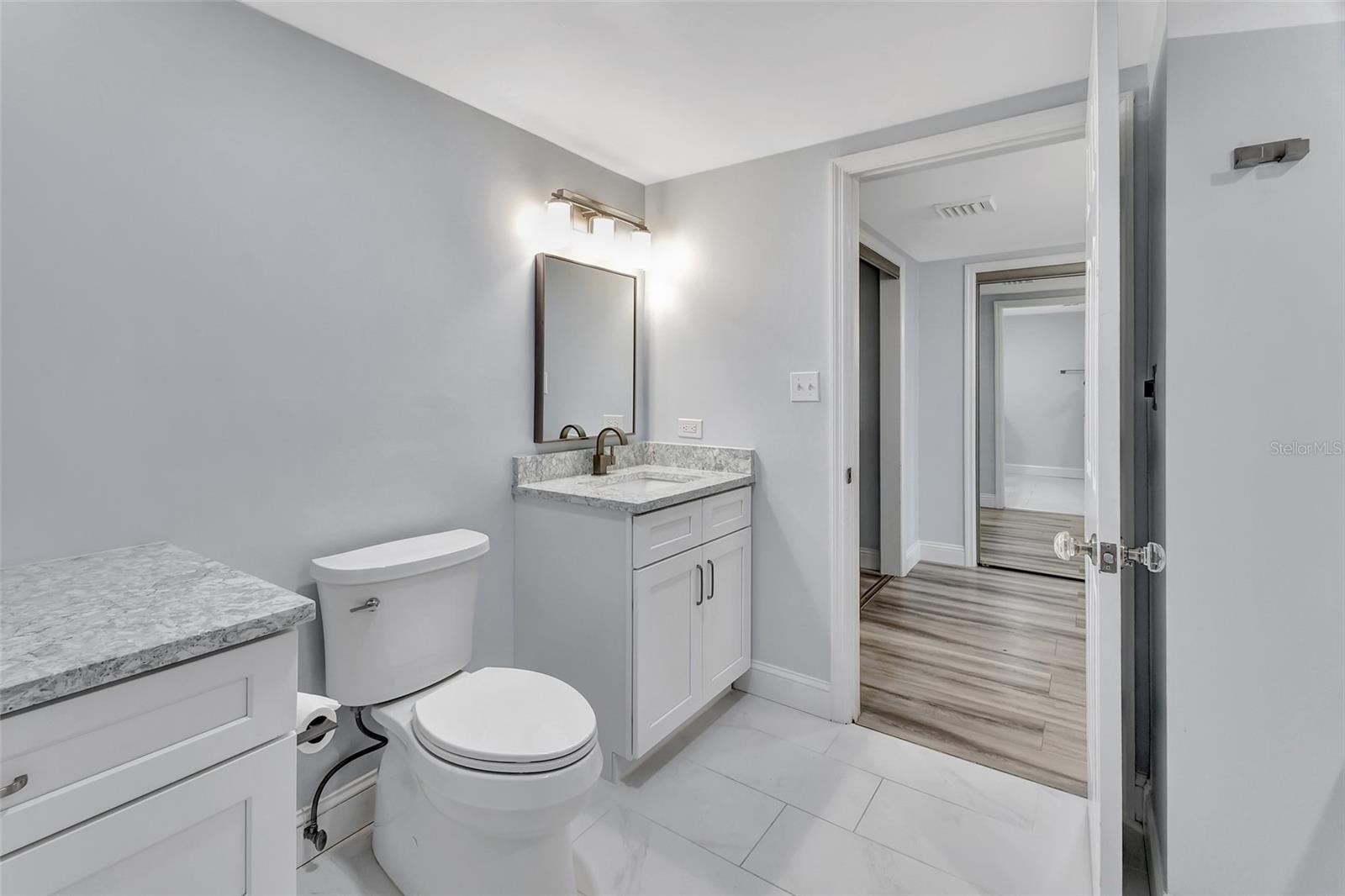 MARINA POINT PH 01 CONDO - Residential