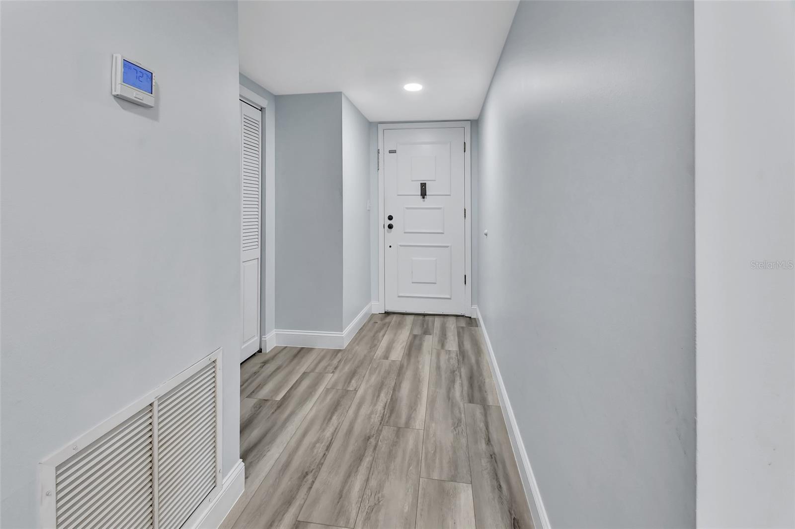 MARINA POINT PH 01 CONDO - Residential