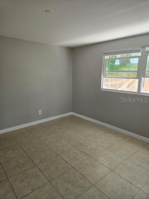 514 AVENUE C NE 1