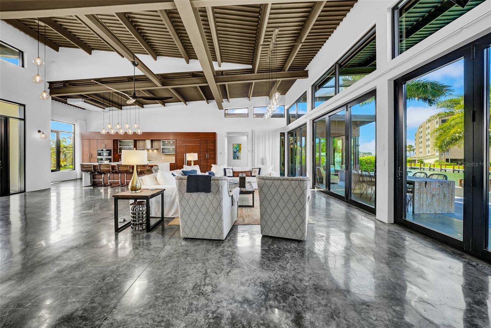 870 PARTRIDGE COURT
