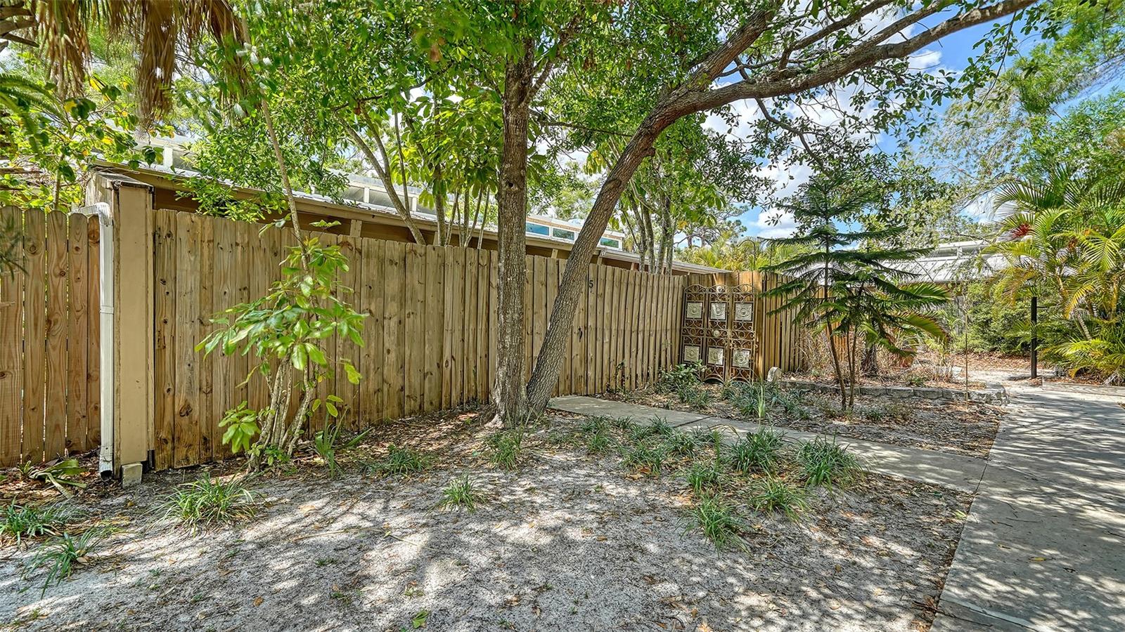 500 N JEFFERSON AVENUE B-5
