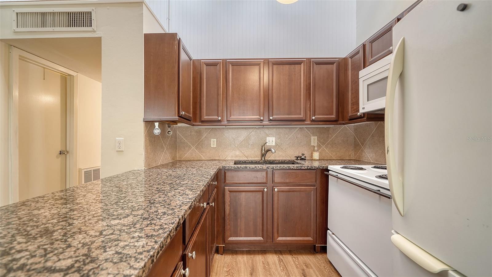 500 N JEFFERSON AVENUE B-5