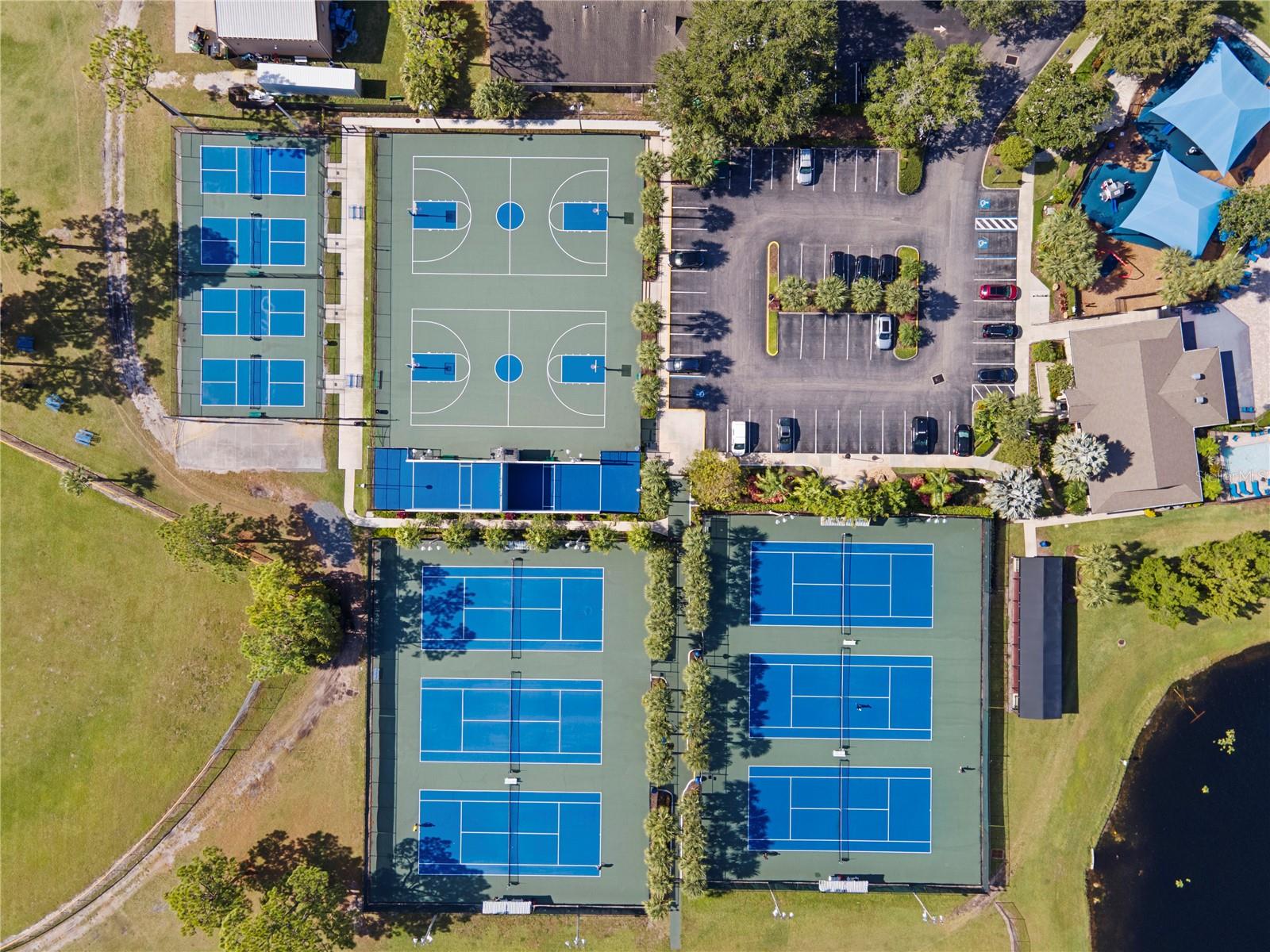 HUCKLEBERRY FIELDS N 4 - Residential