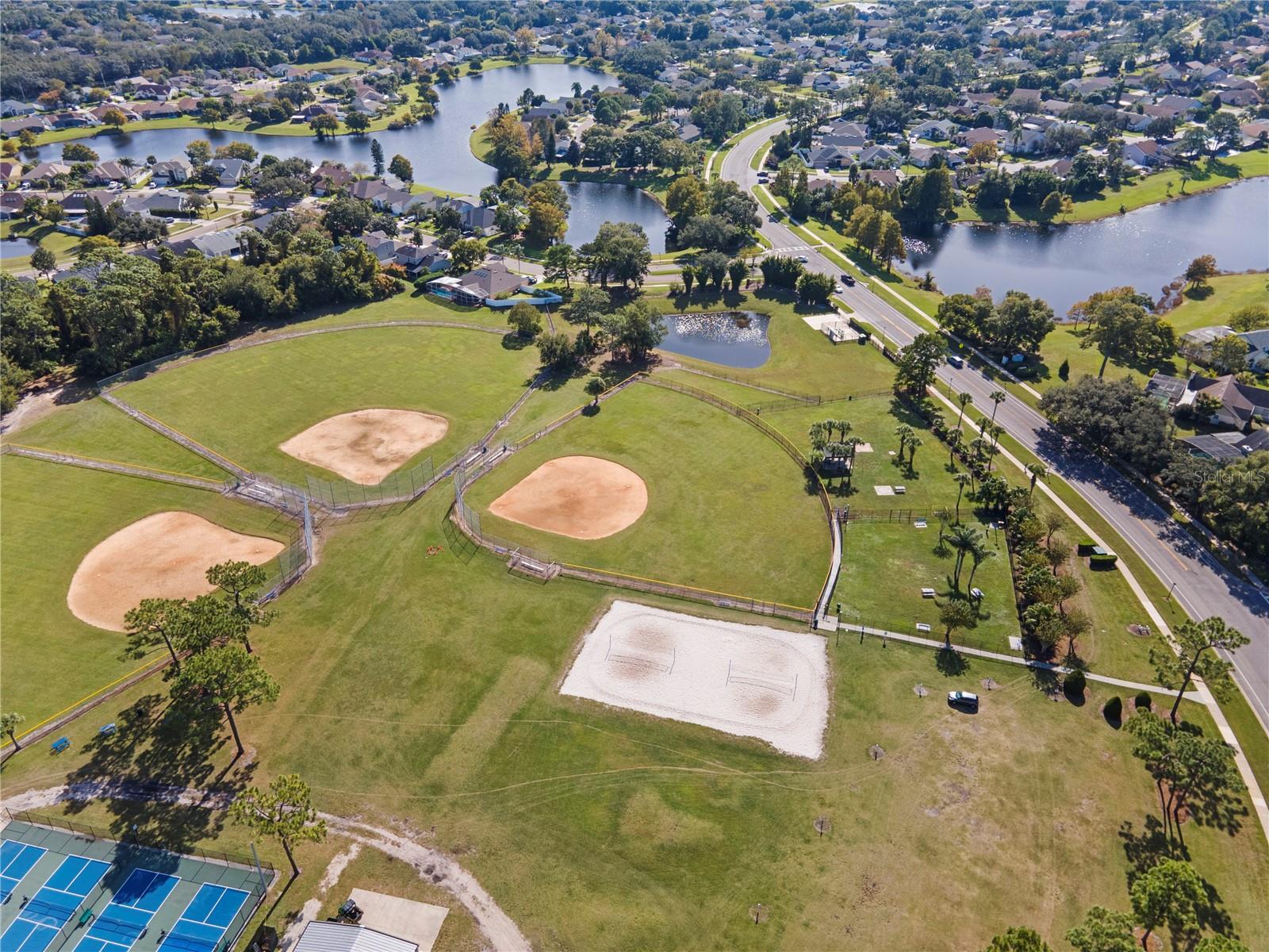 HUCKLEBERRY FIELDS N 4 - Residential