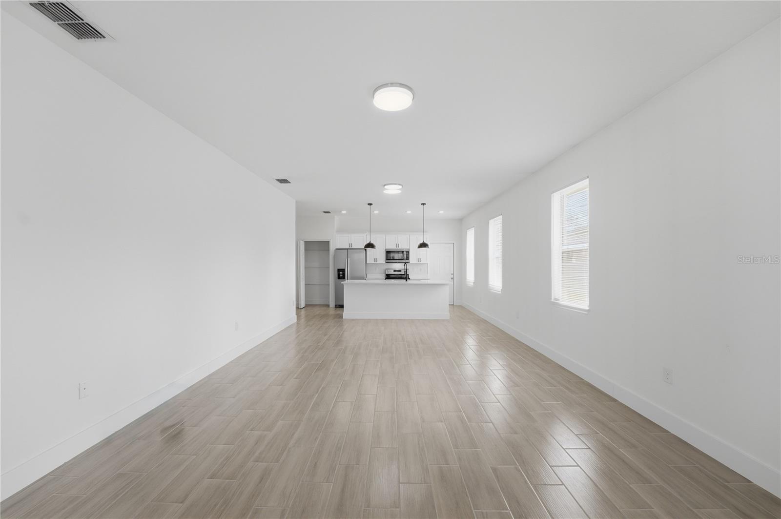 MARION OAKS UN THREE - Residential