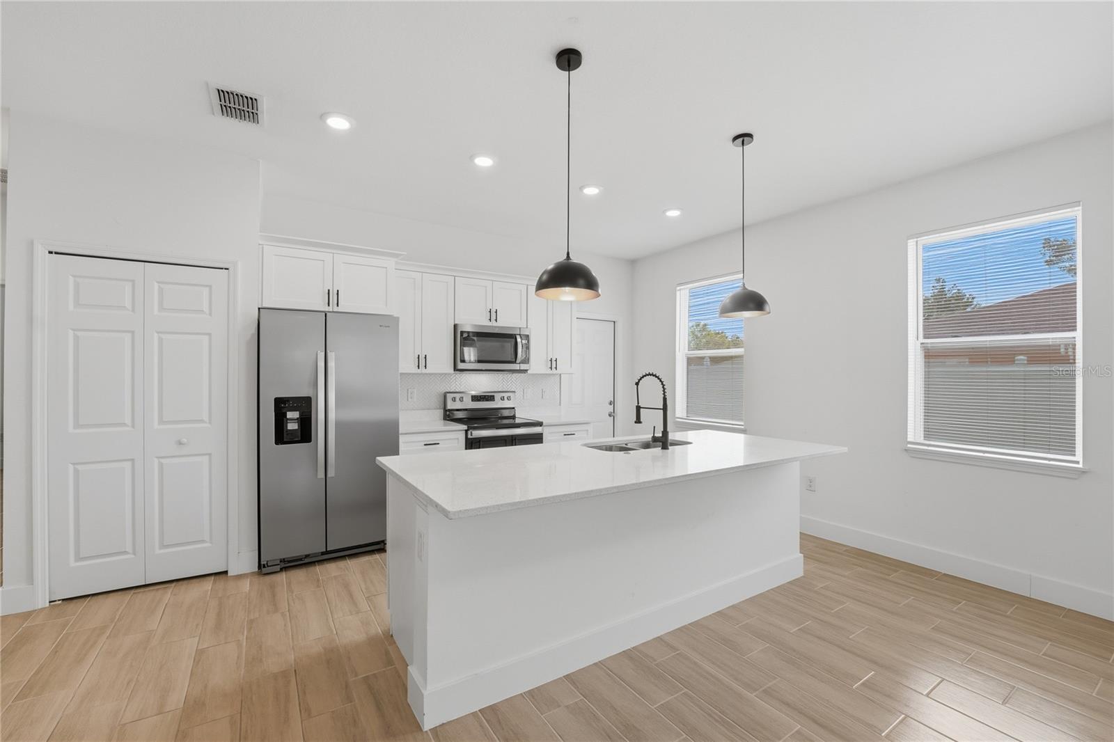 MARION OAKS UN THREE - Residential