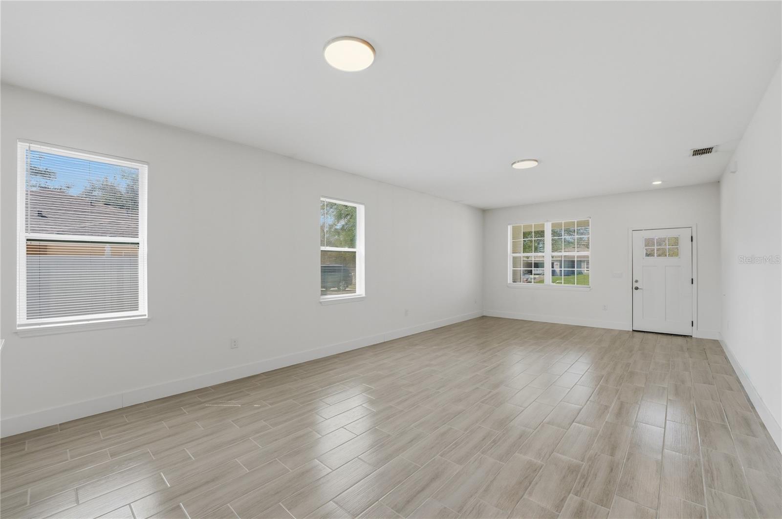 MARION OAKS UN THREE - Residential