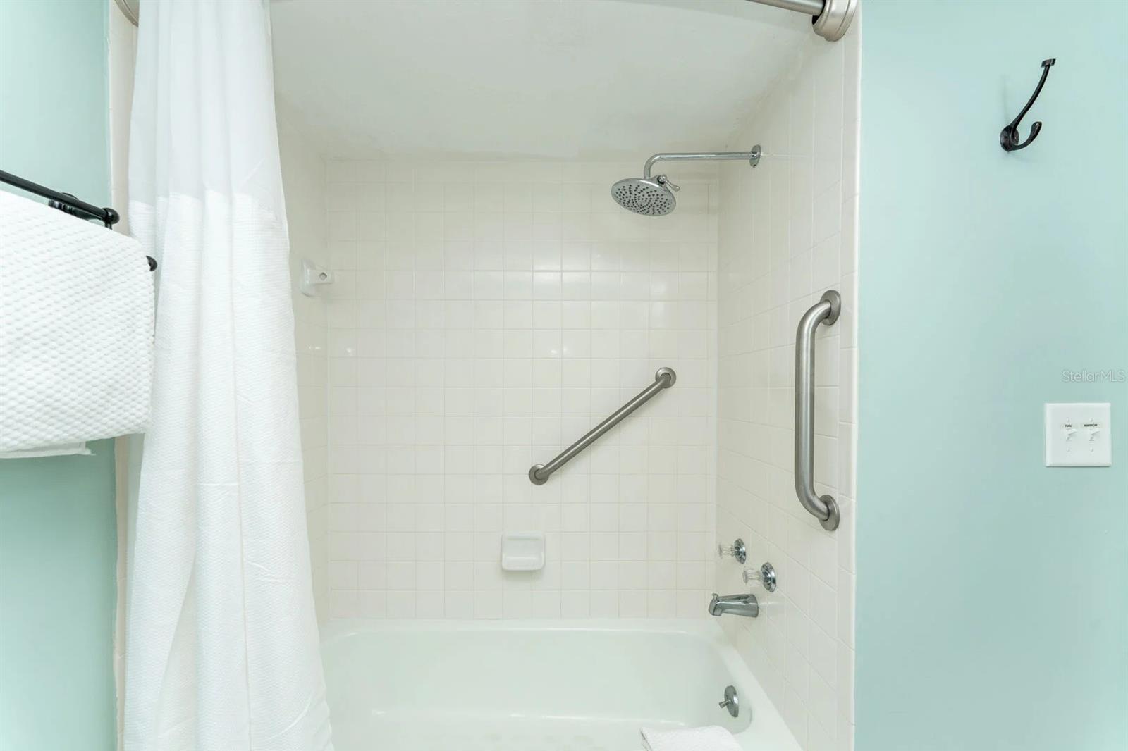 ORMONDY CONDO - Residential