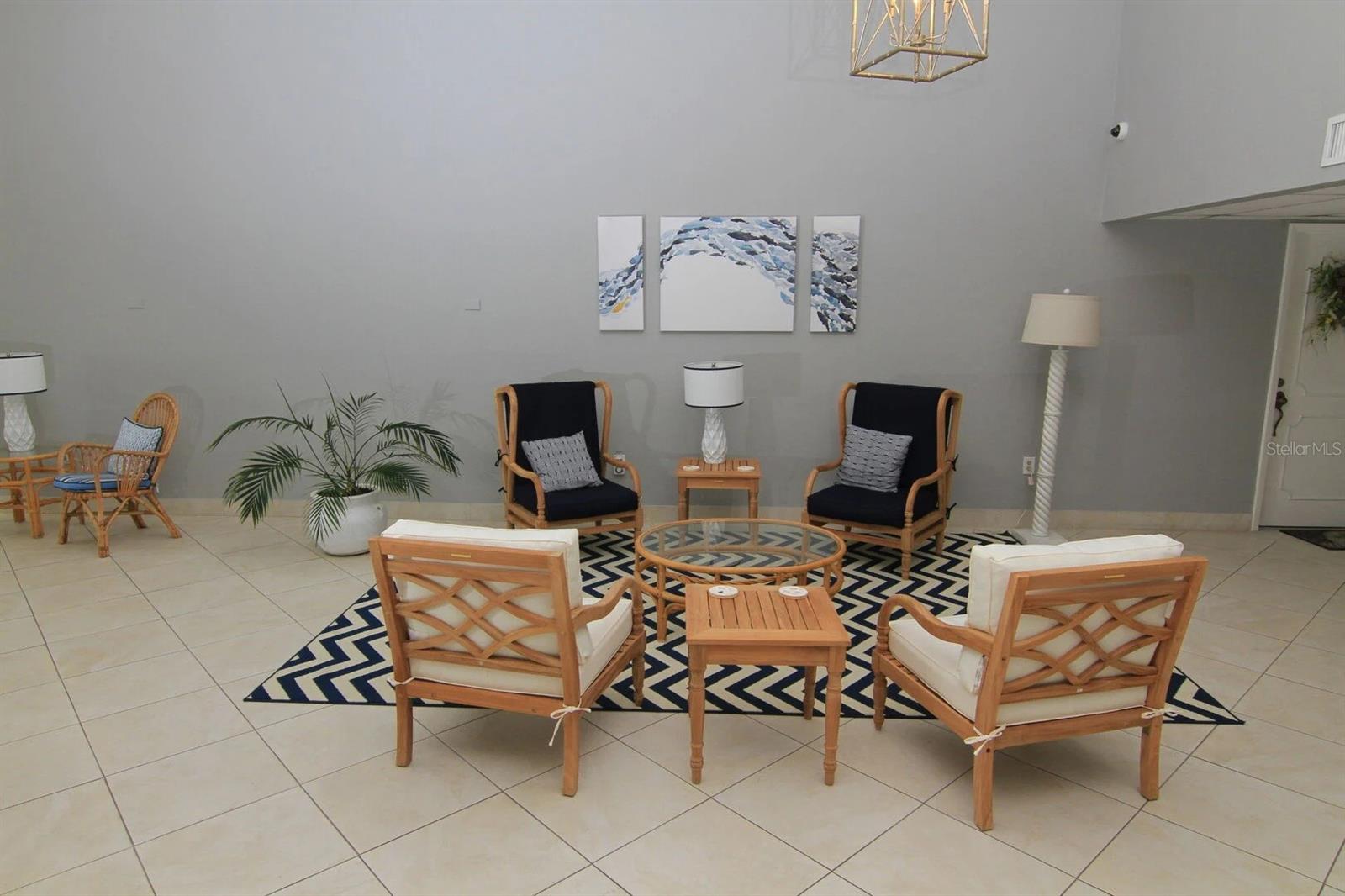 ORMONDY CONDO - Residential