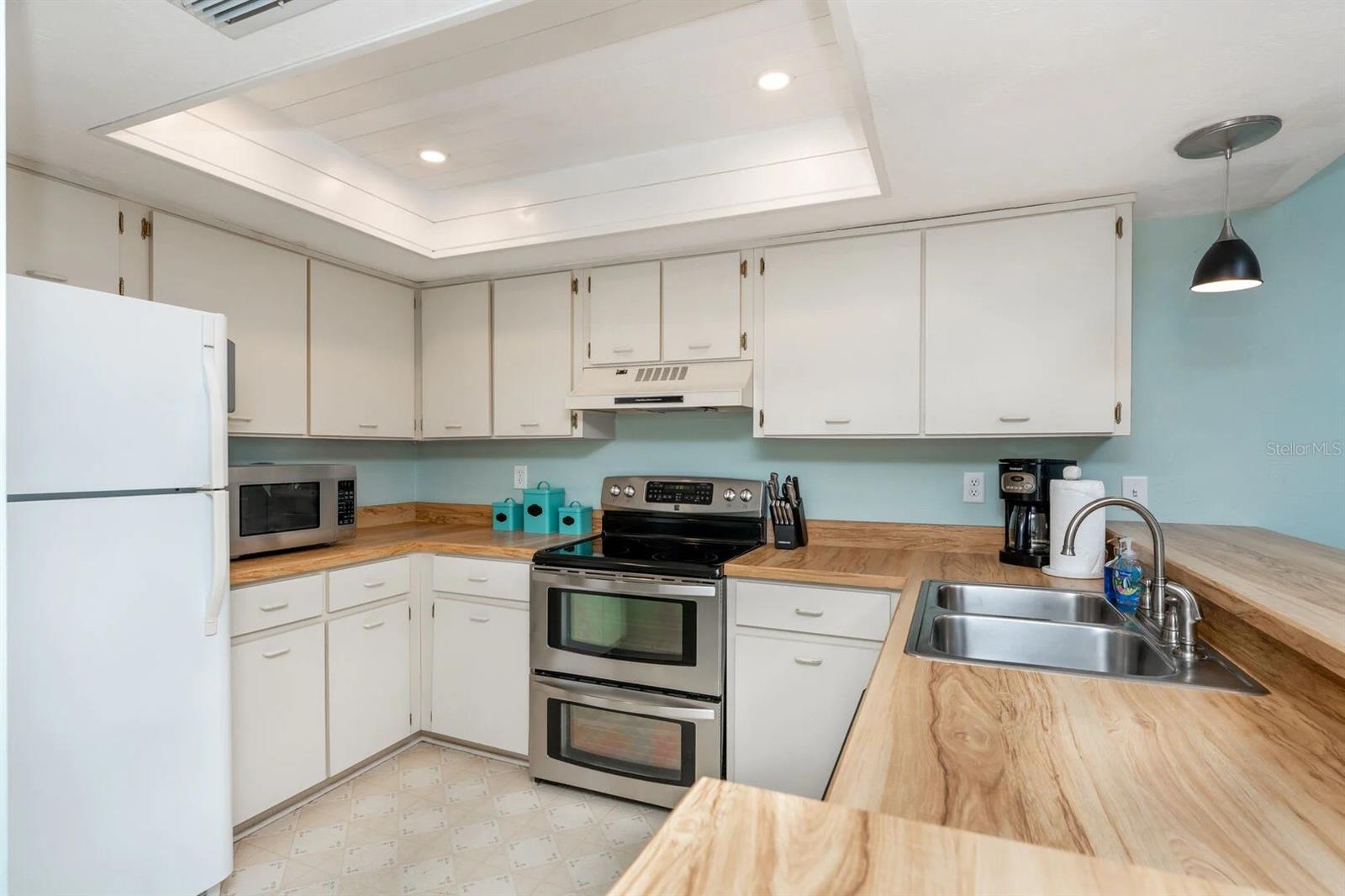 ORMONDY CONDO - Residential