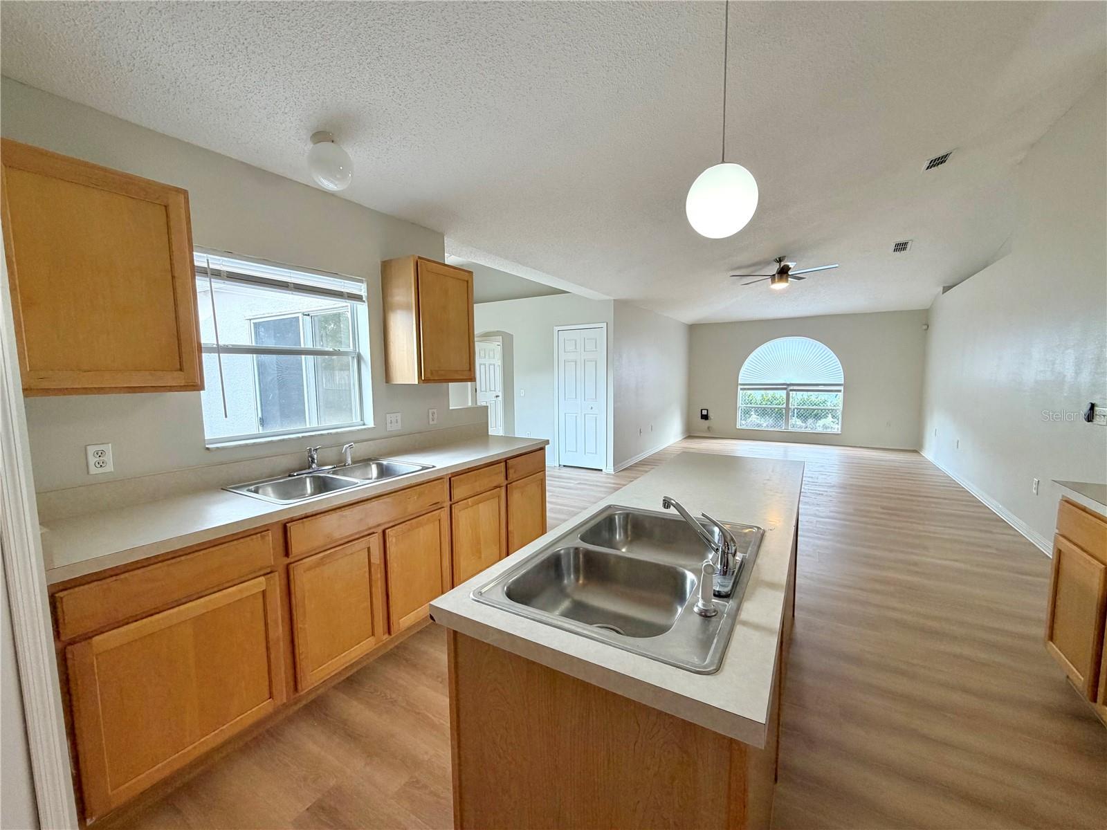 SPRING HILL - Residential Lease