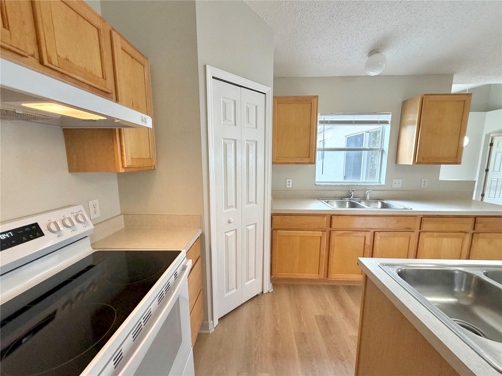 SPRING HILL - Residential Lease