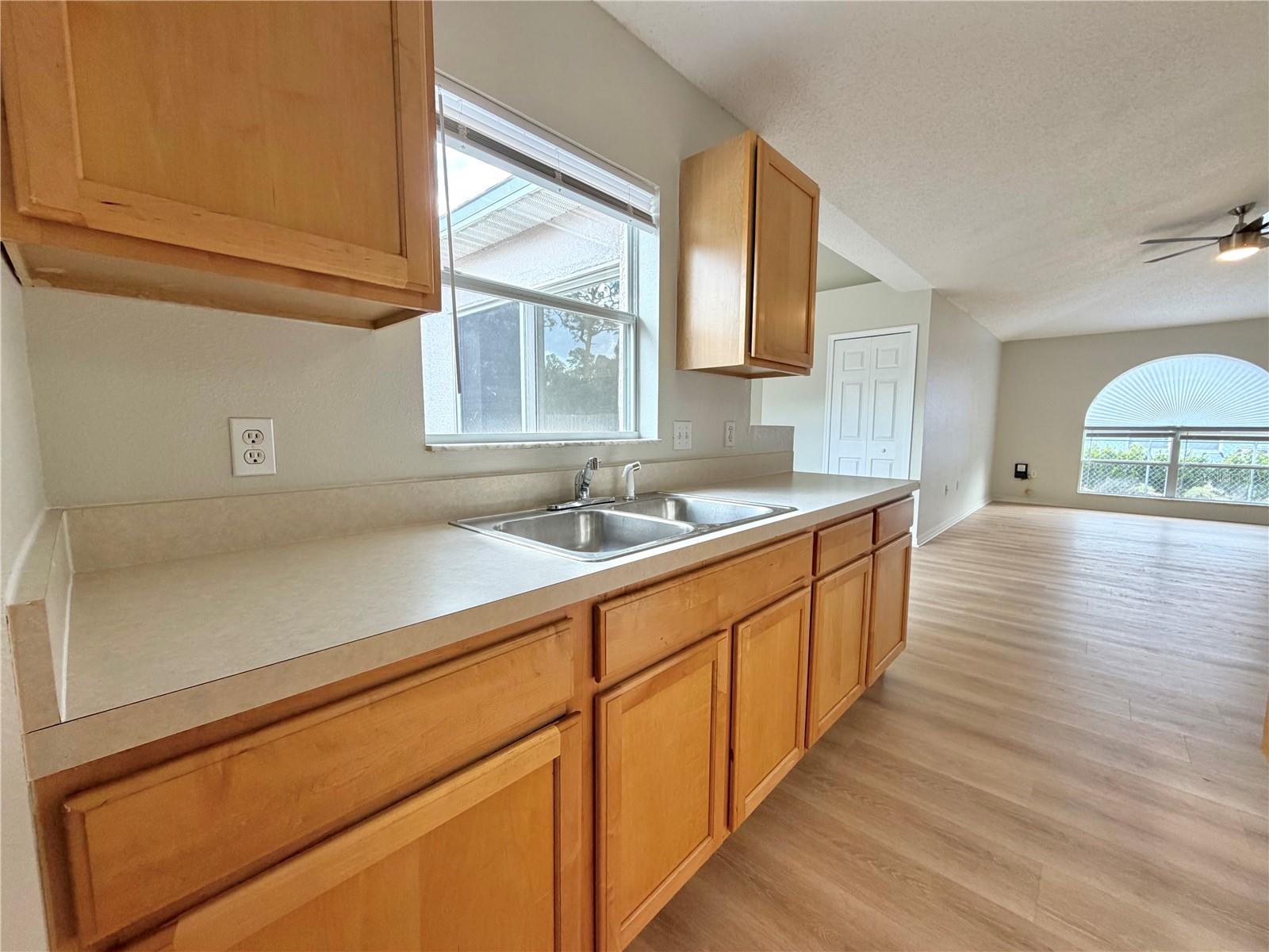 SPRING HILL - Residential Lease