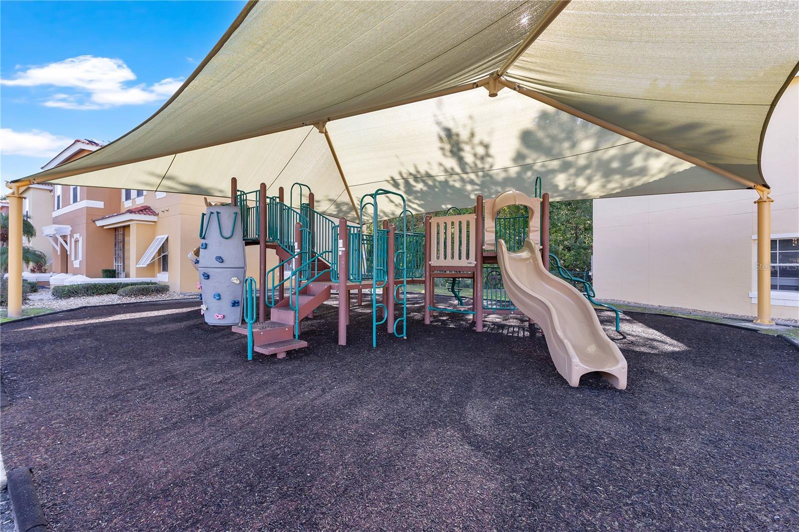 LAKE BERKLEY RESORT VILLAS PH 2 - Residential