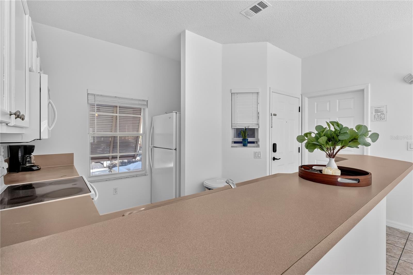 1070 PARK RIDGE CIRCLE