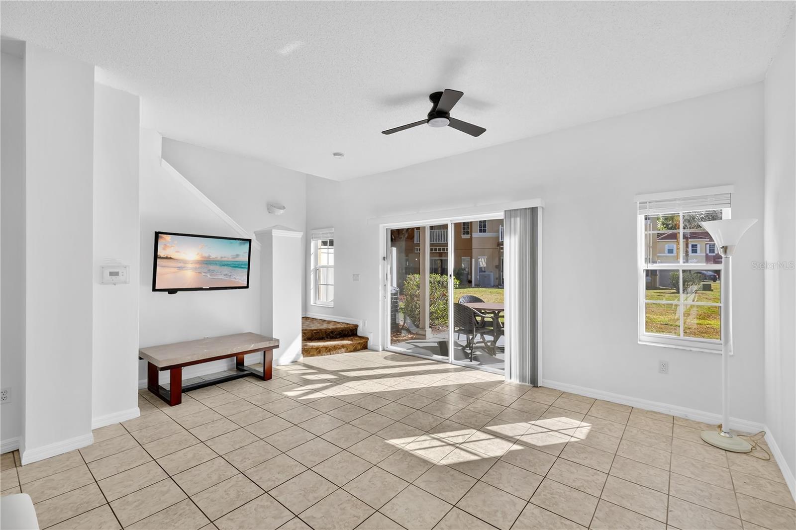 1070 PARK RIDGE CIRCLE