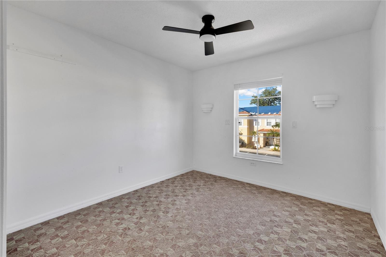 LAKE BERKLEY RESORT VILLAS PH 2 - Residential