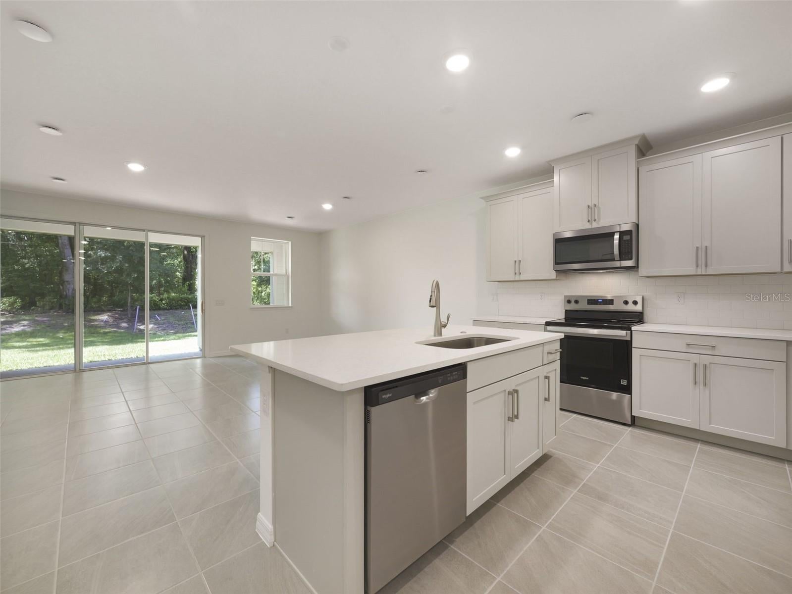 1649 GREENLEAF WOOD COVE