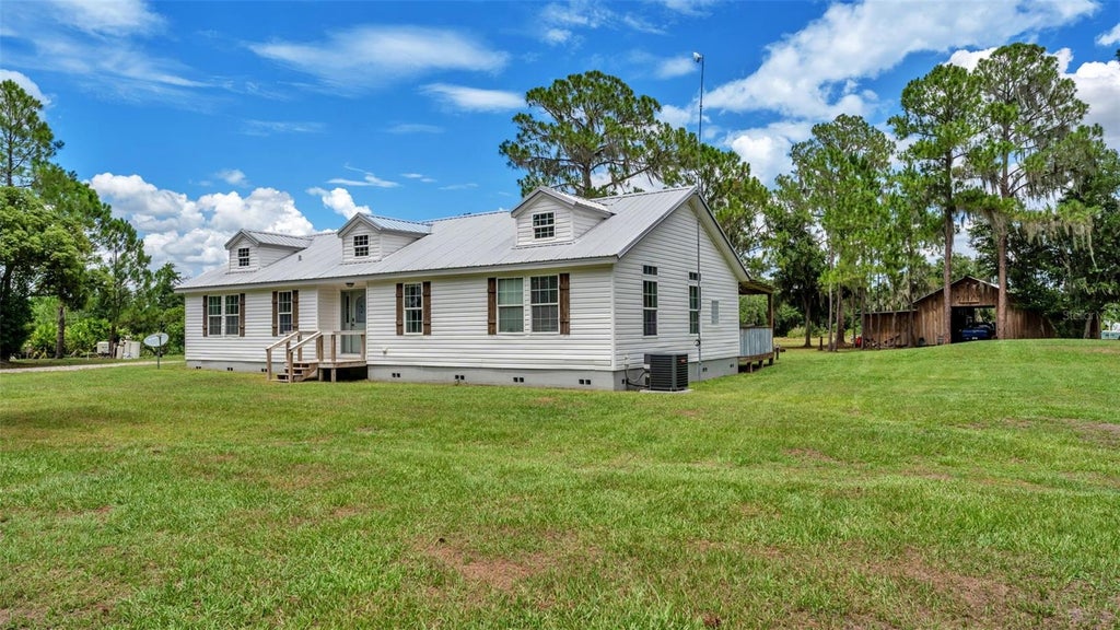 Photo of 5600 Russo Road, Bartow, FL 33830 (MLS # L4963343)