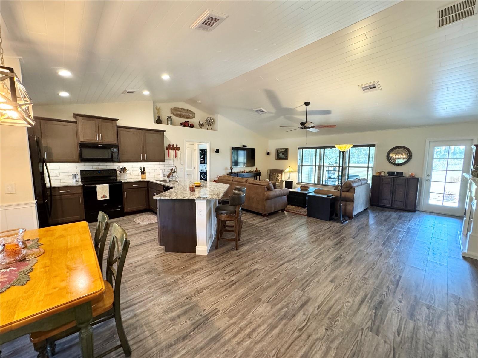 NORTH PORT CHARLOTTE ESTATES ADD 02 - Residential