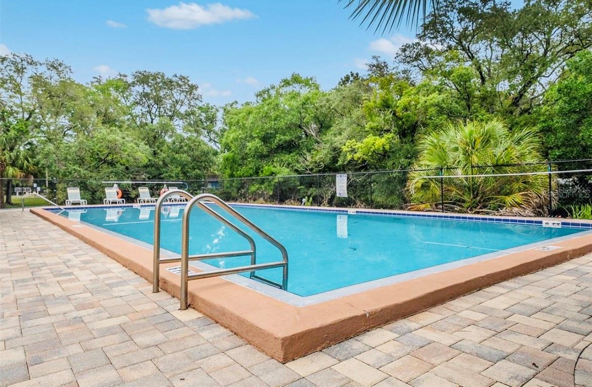 WATERSIDE CONDO III - Residential