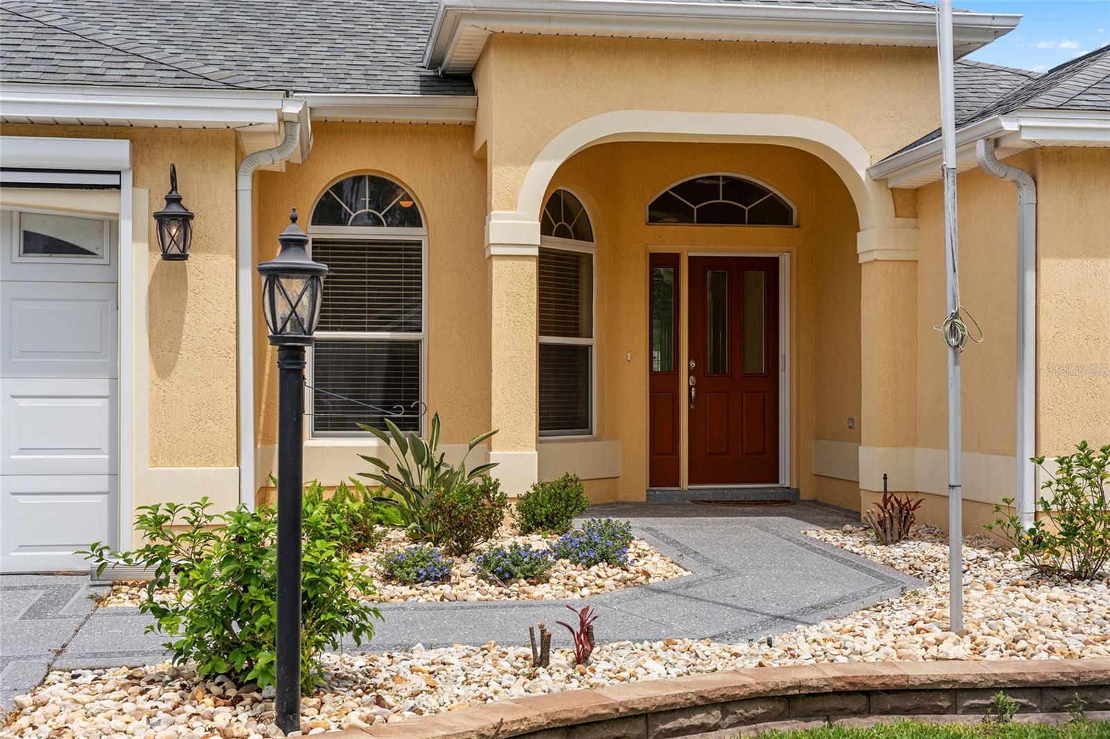 2409 MORVEN PARK WAY