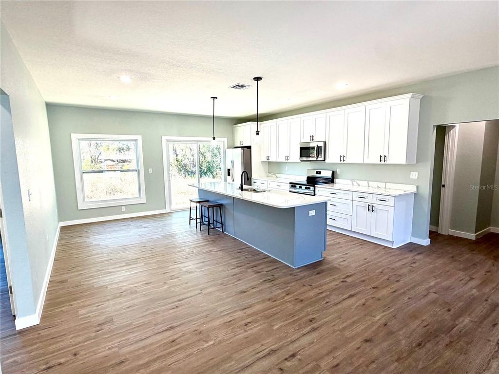 Photo of 2626 Magnolia Circle, Lake Wales, FL 33898 (MLS # L4948031)