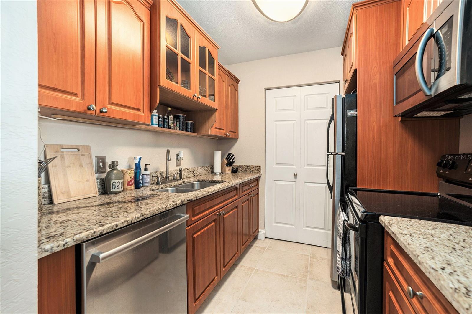 HARBOR CLUB CONDO - Residential