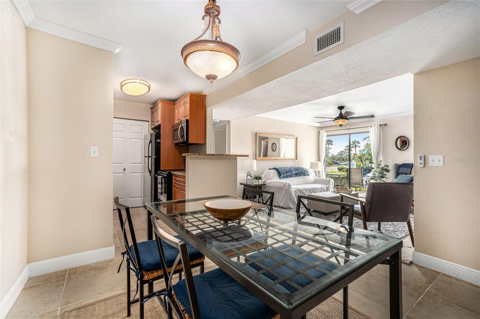 HARBOR CLUB CONDO - Residential