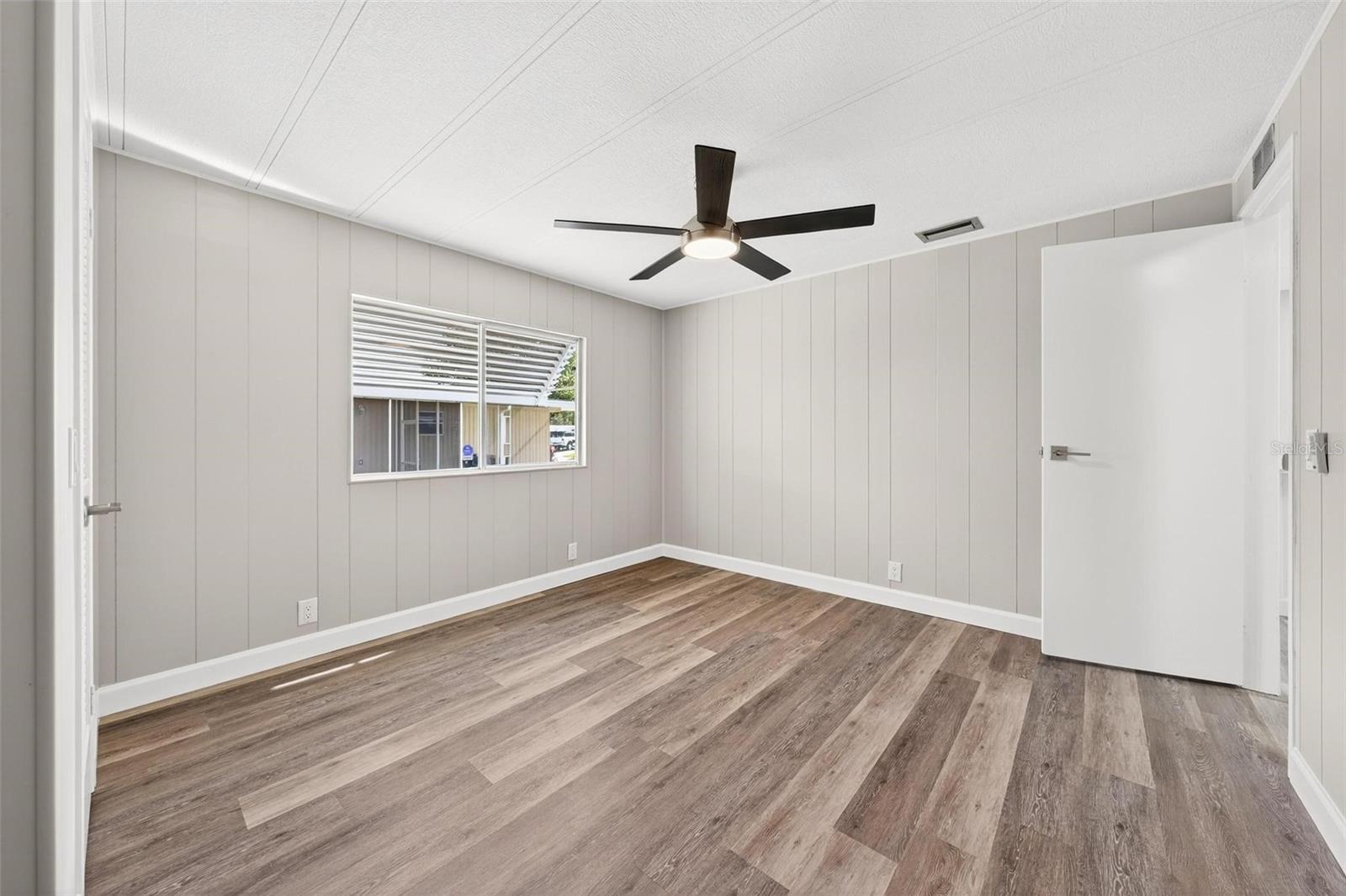 TAVARES LAKE FRANCES ESTATES - Residential