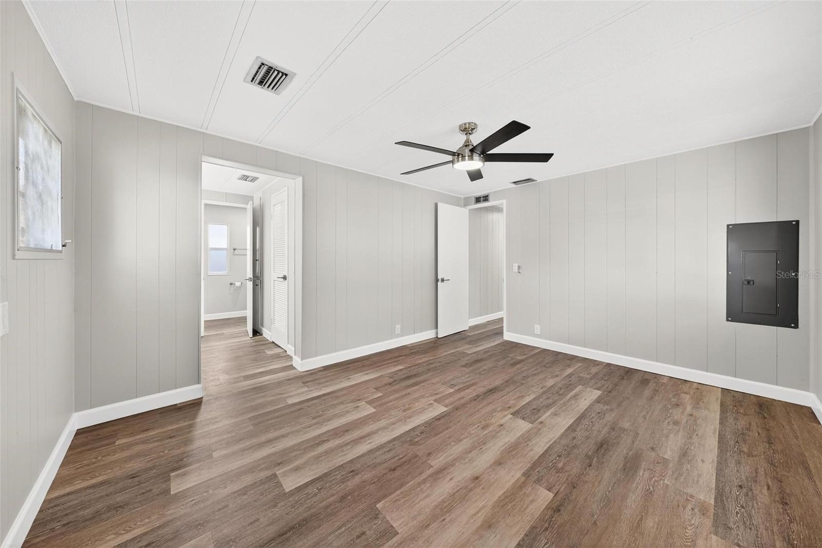 TAVARES LAKE FRANCES ESTATES - Residential