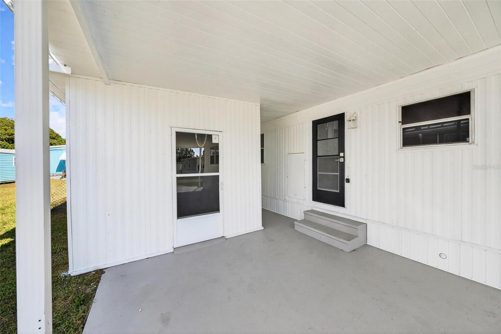 TAVARES LAKE FRANCES ESTATES - Residential