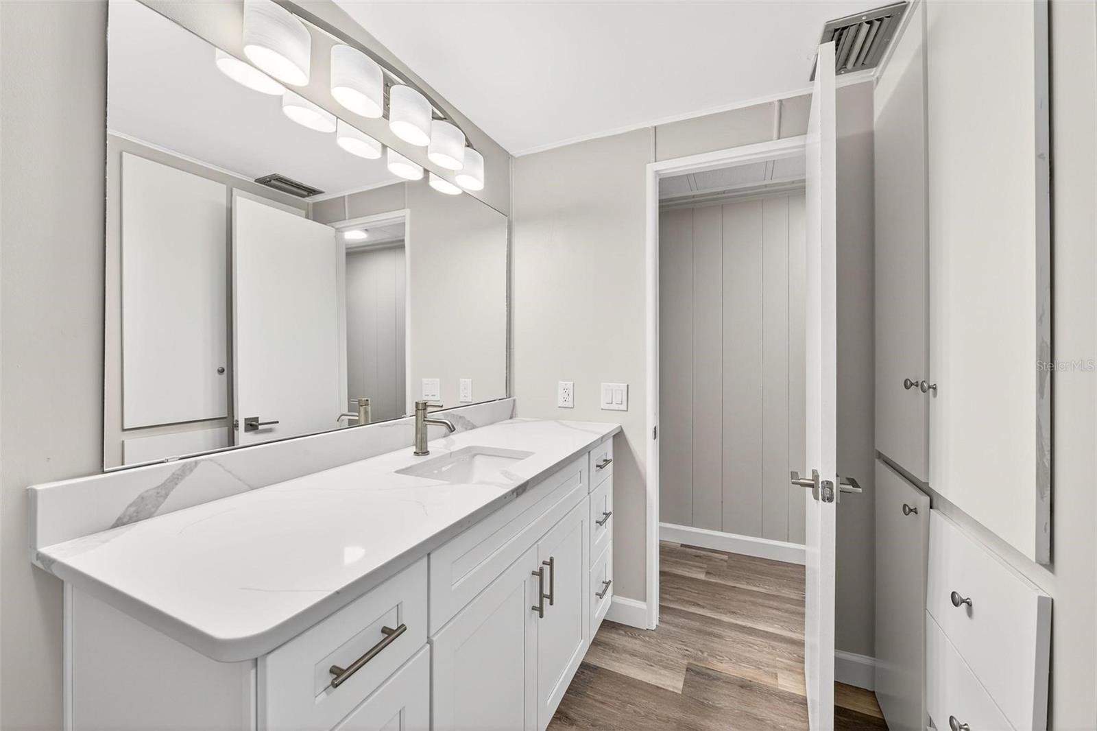 TAVARES LAKE FRANCES ESTATES - Residential