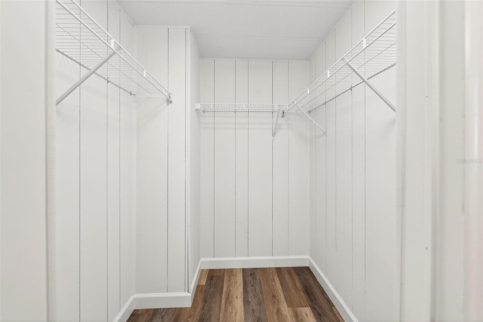 TAVARES LAKE FRANCES ESTATES - Residential