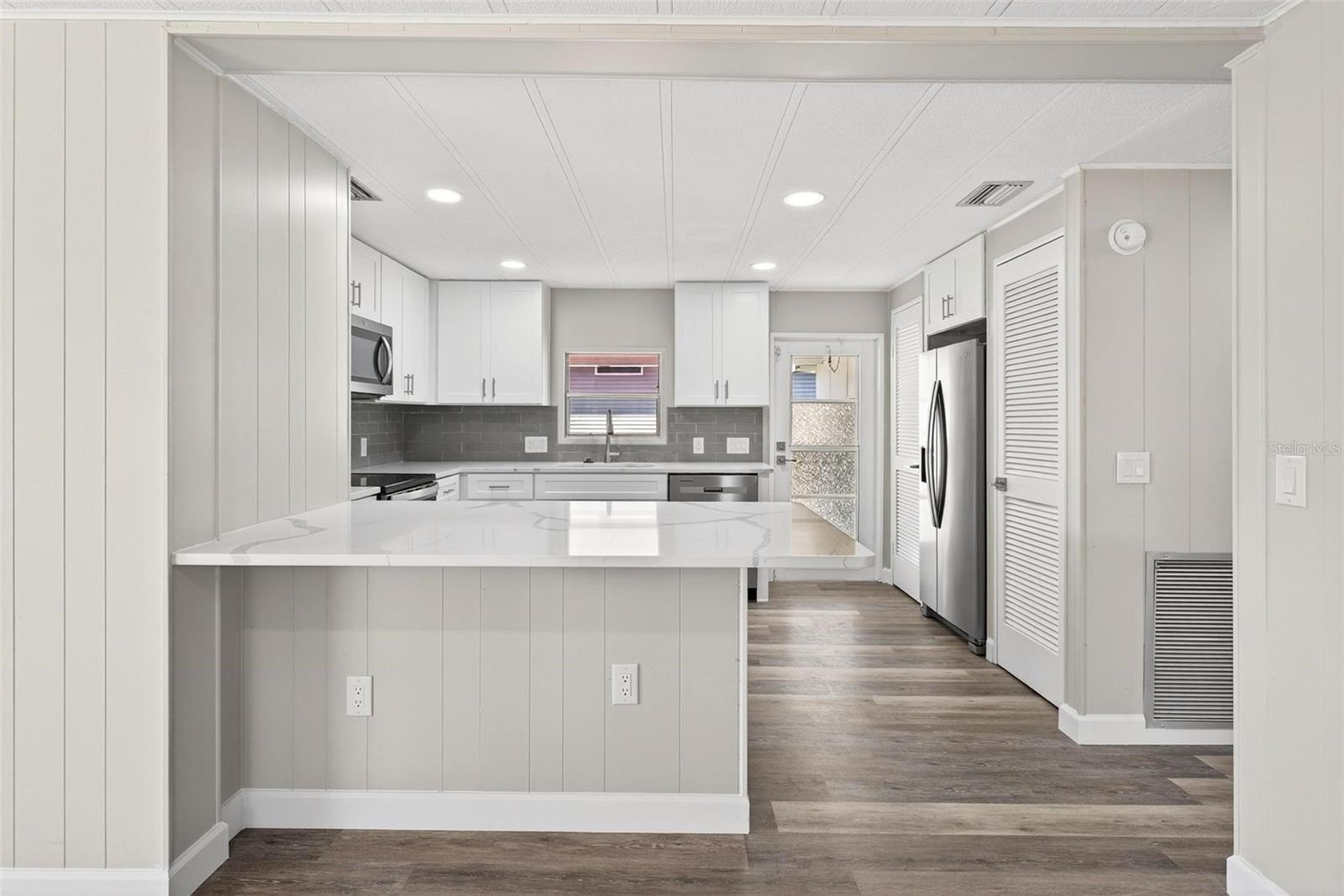 TAVARES LAKE FRANCES ESTATES - Residential