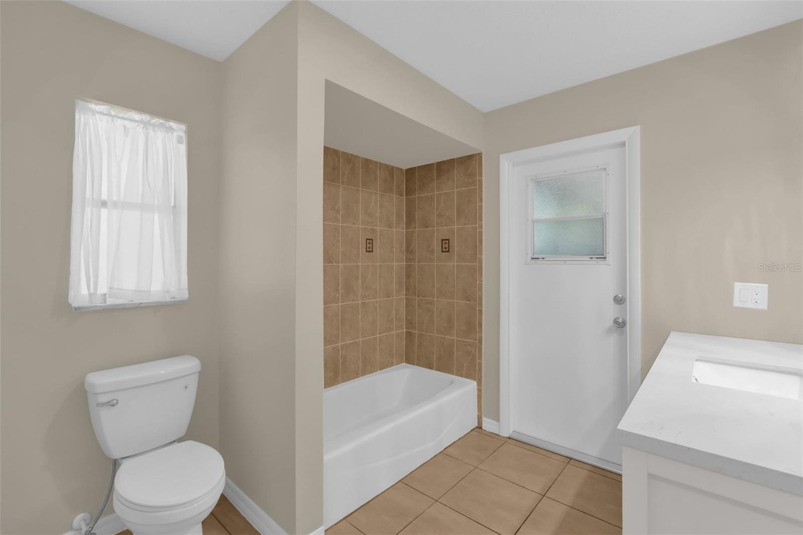 STERLING PARK UNIT 01 - Residential