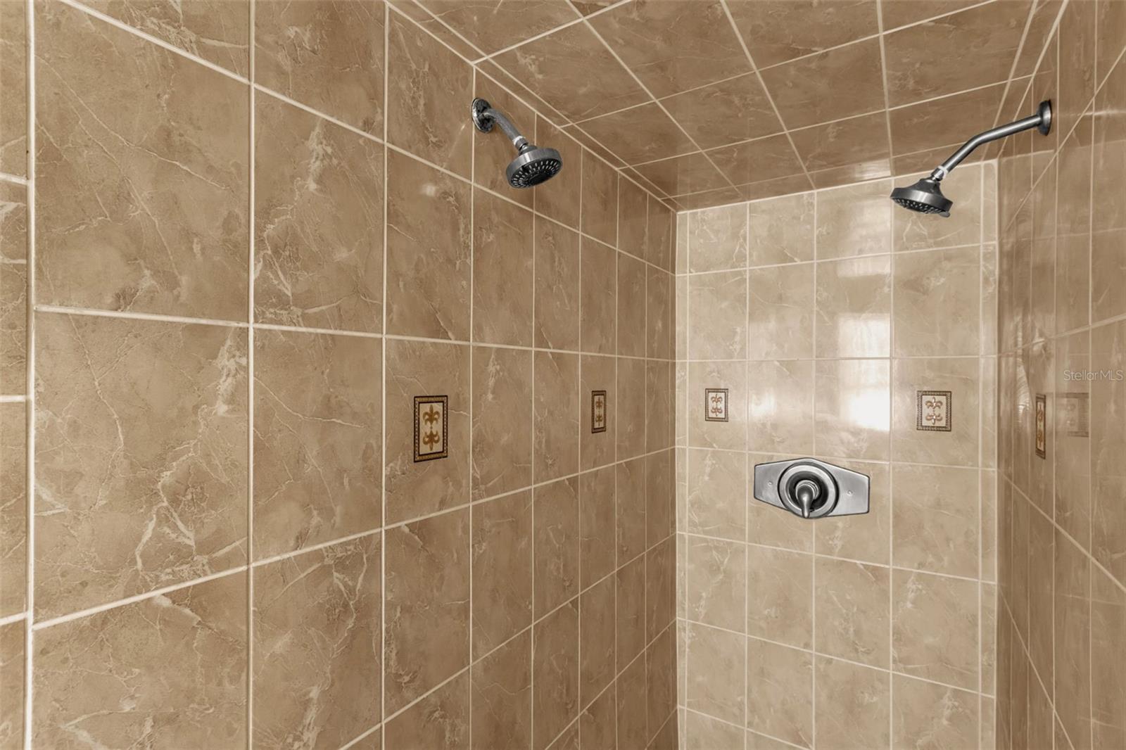 STERLING PARK UNIT 01 - Residential