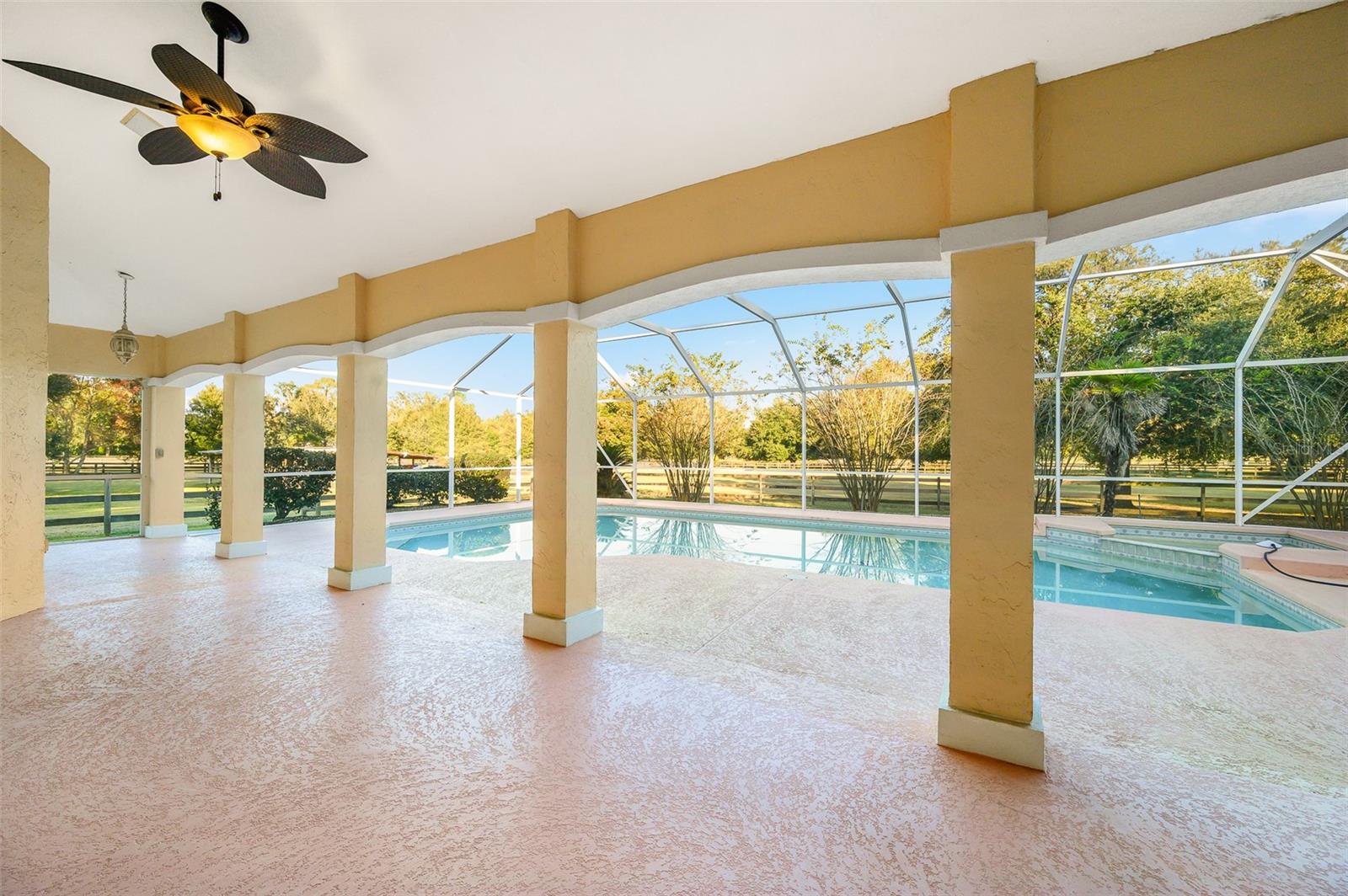 SHAW FARMS OF ALACHUA - Residential