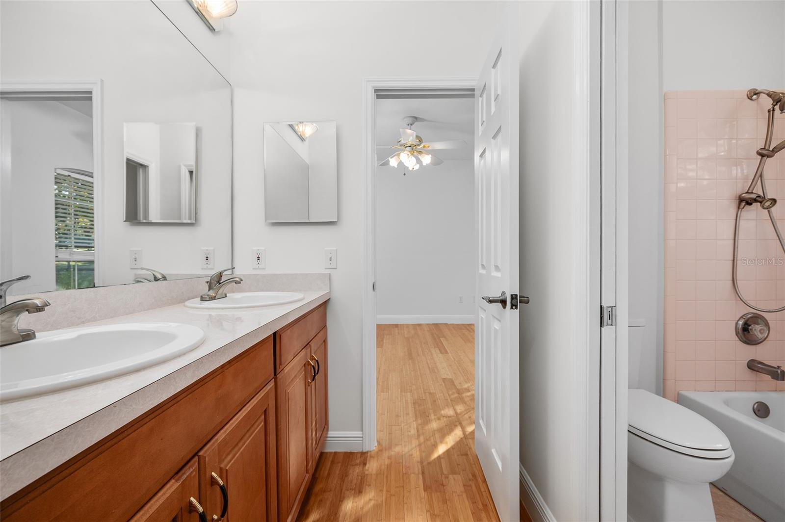 SHAW FARMS OF ALACHUA - Residential