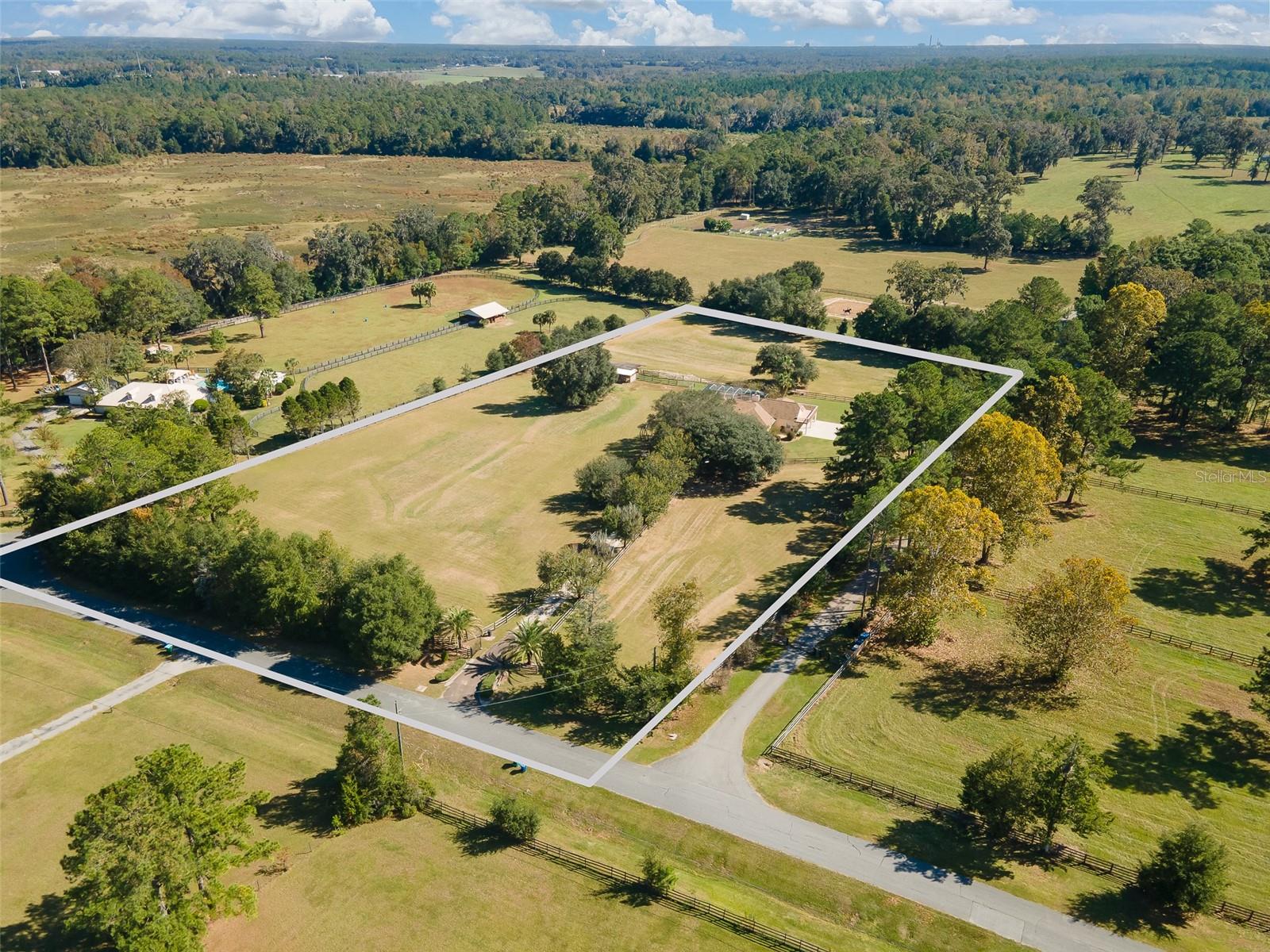 SHAW FARMS OF ALACHUA - Residential