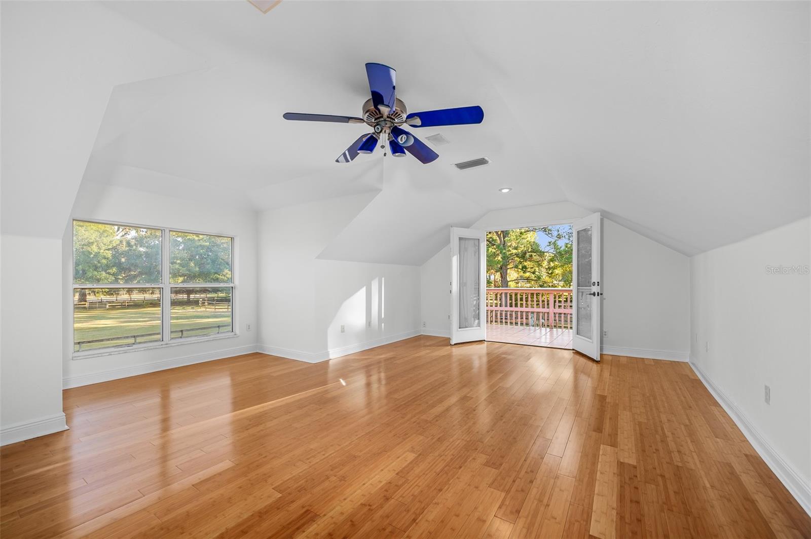 SHAW FARMS OF ALACHUA - Residential