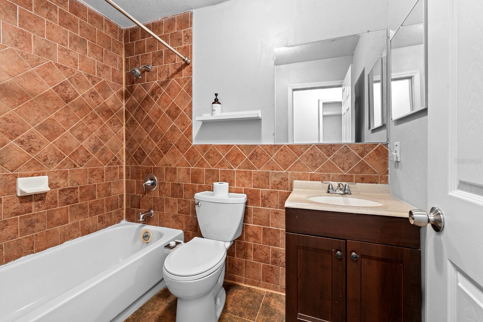 A REP OF LAS BRISAS & LAS - Residential