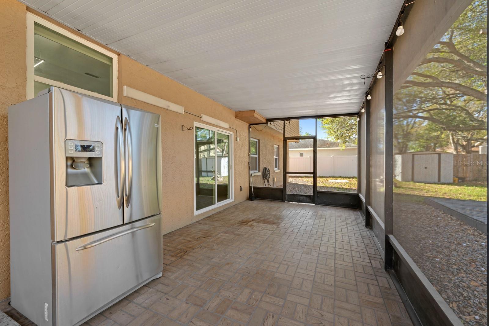 A REP OF LAS BRISAS & LAS - Residential