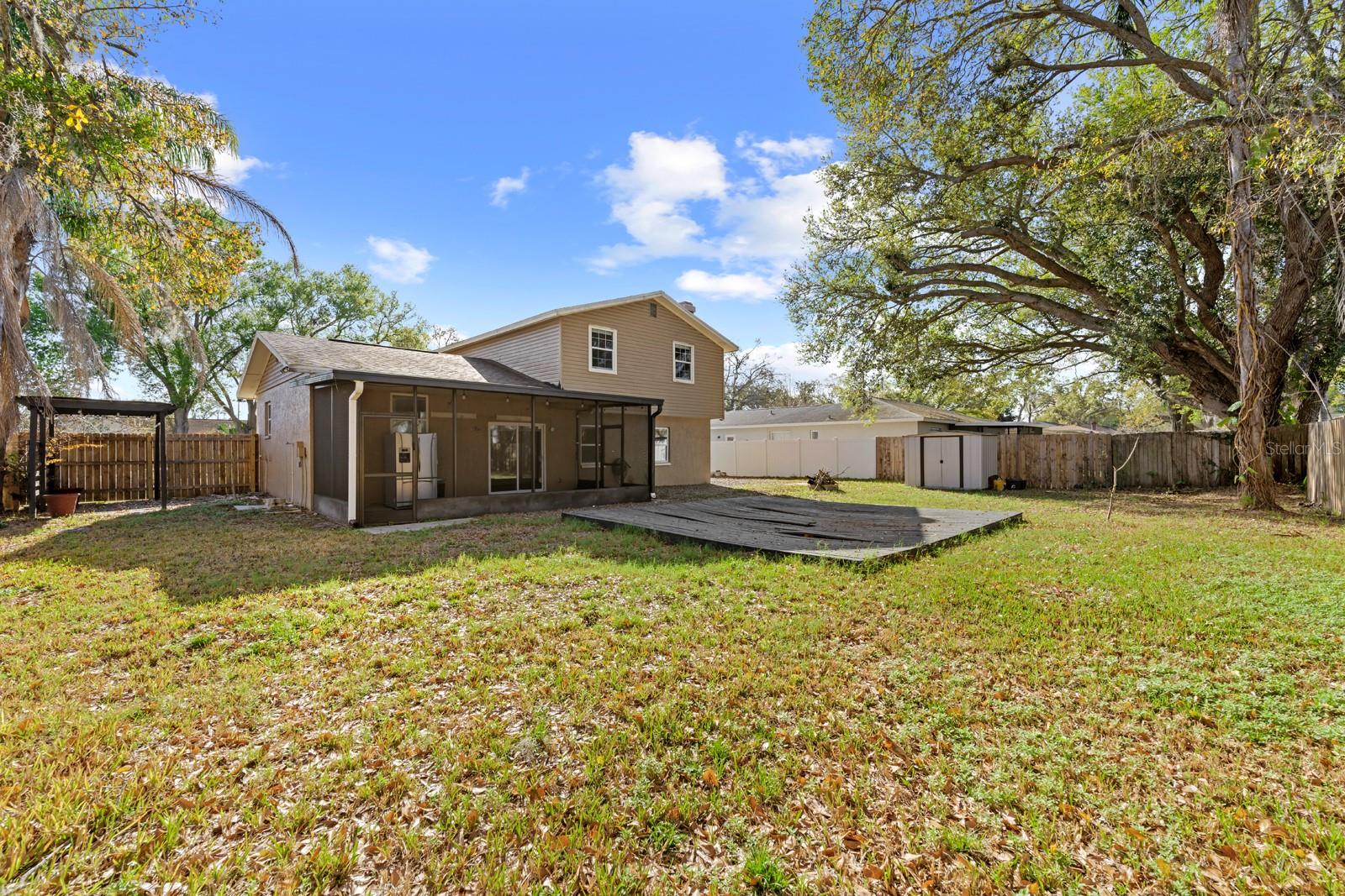 A REP OF LAS BRISAS & LAS - Residential