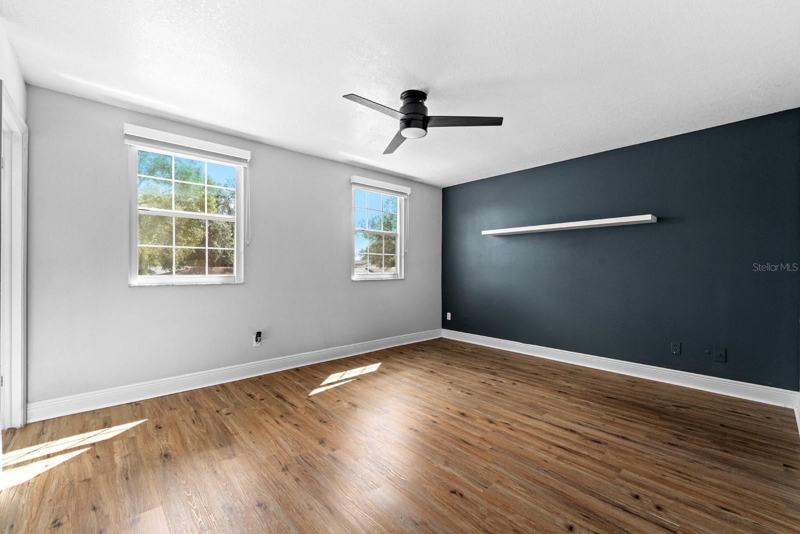 A REP OF LAS BRISAS & LAS - Residential