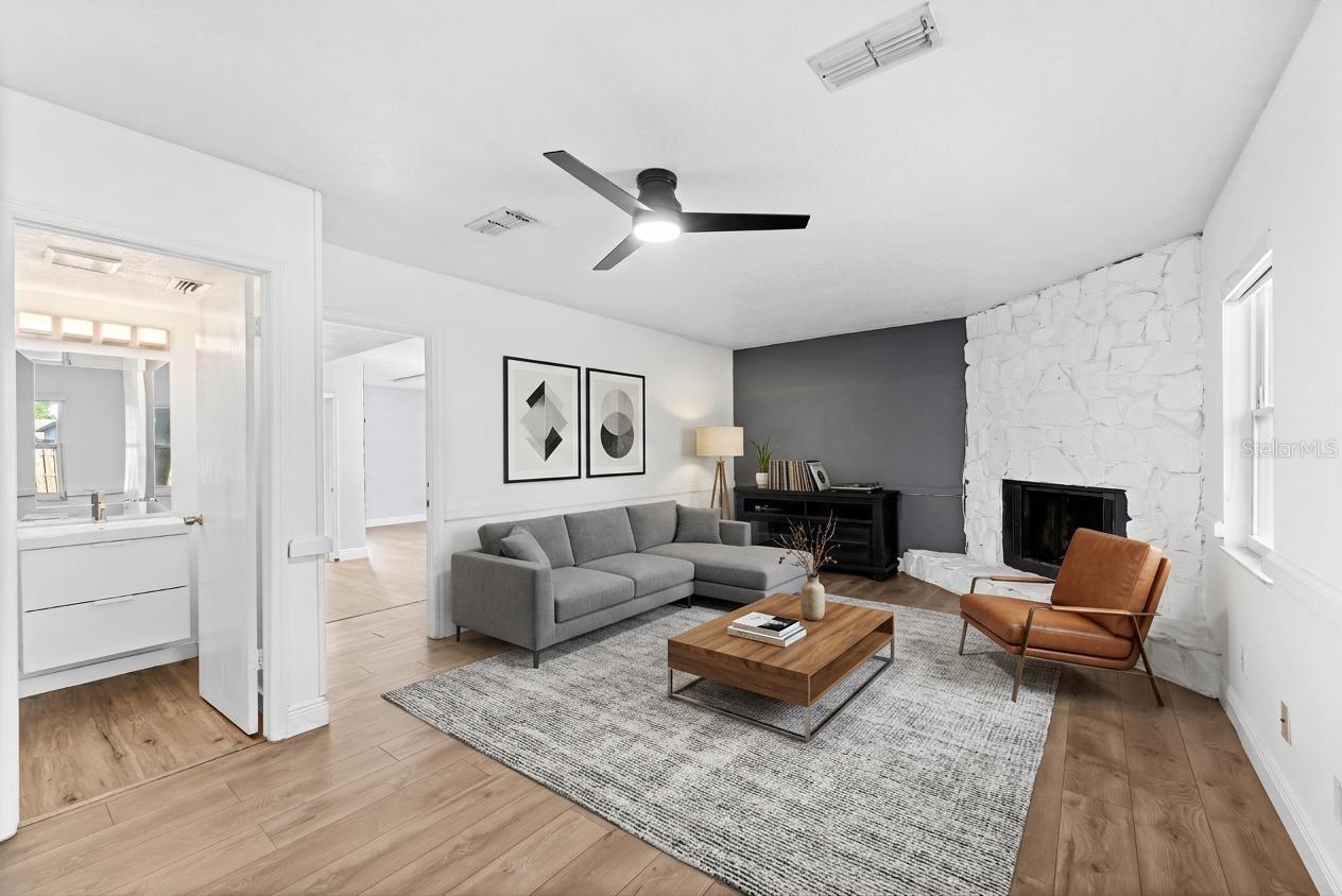 A REP OF LAS BRISAS & LAS - Residential