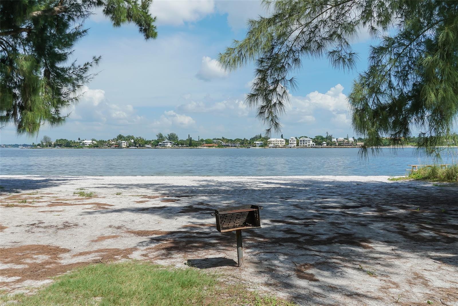 PARK RESIDENCES/LIDO KEY - Residential
