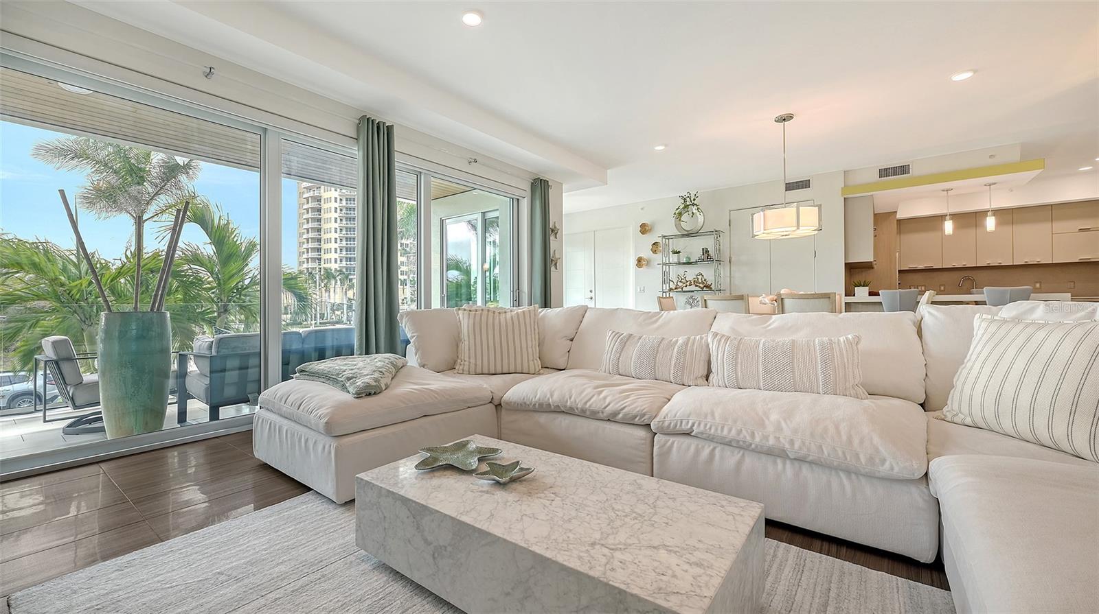 PARK RESIDENCES/LIDO KEY - Residential