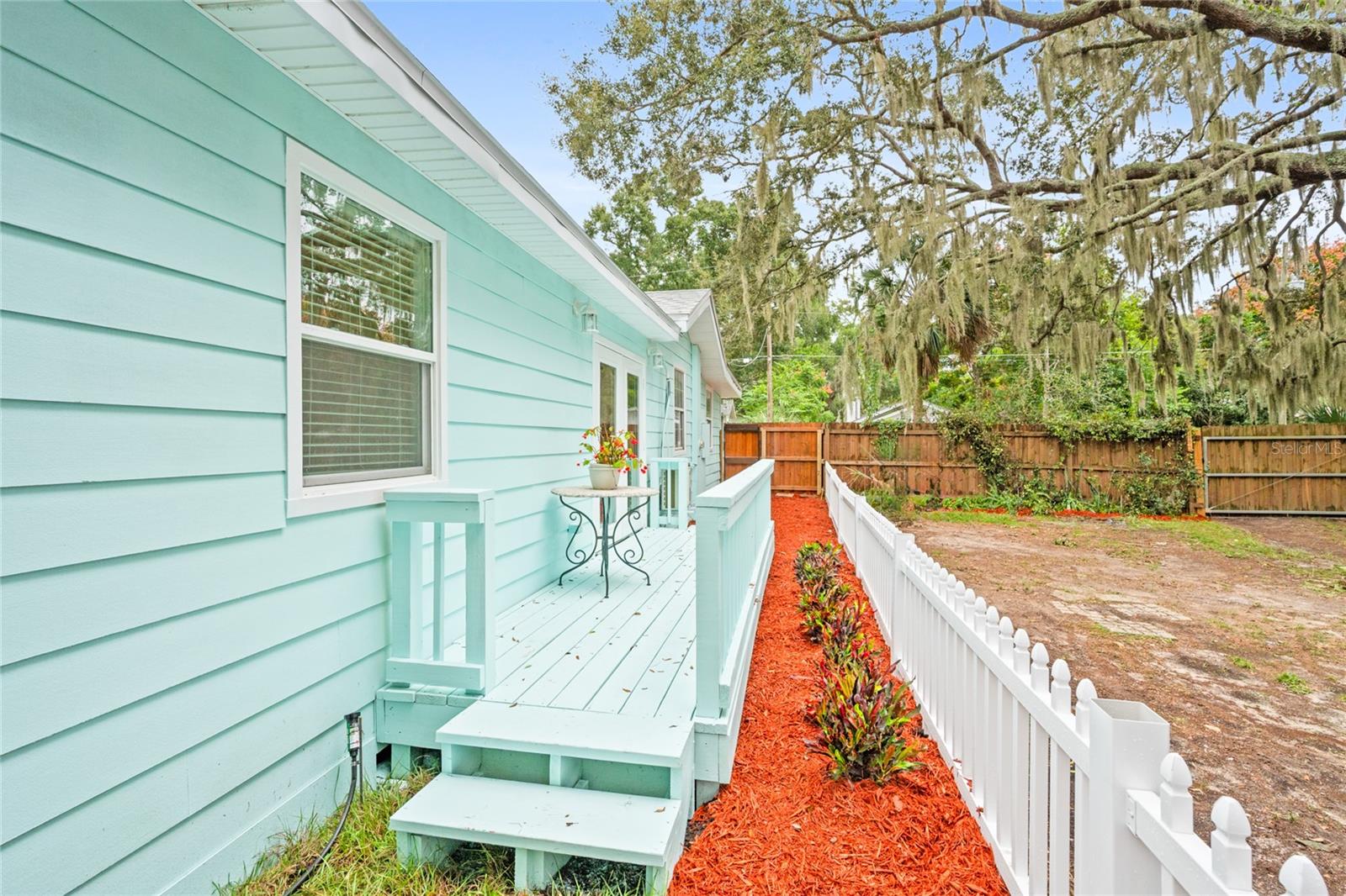 MOUNT DORA OAKWOOD - Residential Lease